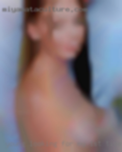 Young looking for my 1st time fun.